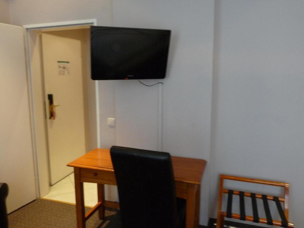 Hotel 66 Hamburg Room photo